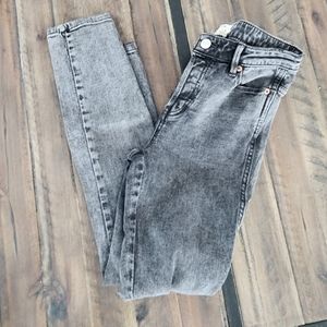 Free people Gray acid wash mid rise skinny
